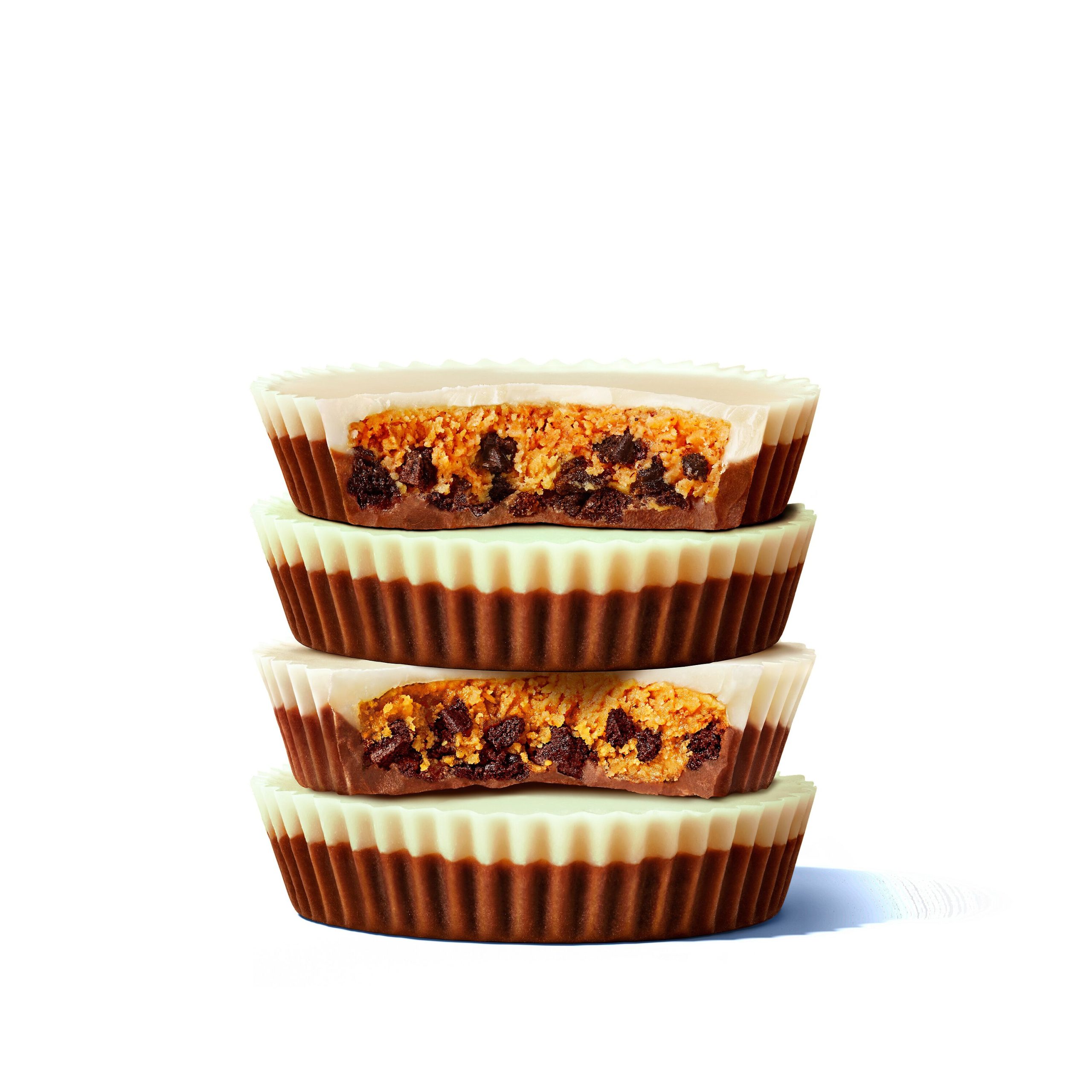 REESE’S OREO® Milk Chocolate and White Creme Peanut Butter Cups Candy Packs, 1.4 oz (24 Count) - THE HERSHEY COMPANY